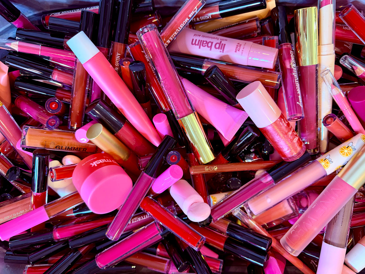 ALL NEW!!! Lippie Scoop